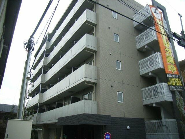 アデッソ本蓮沼の外観