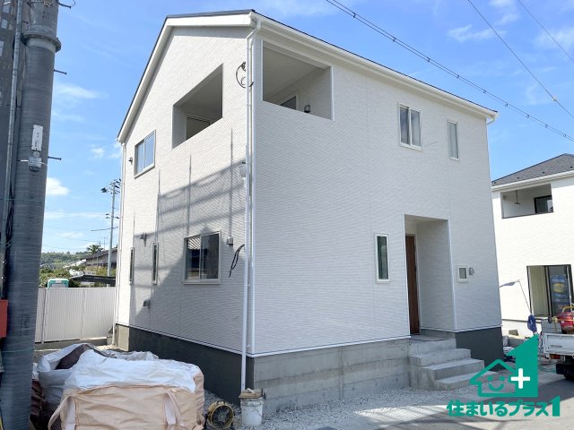 ★京田辺市薪天神堂　第9期　新築一戸建ての駐車場|駐車スペース！散水栓があるので、こまめに愛車を洗えます！