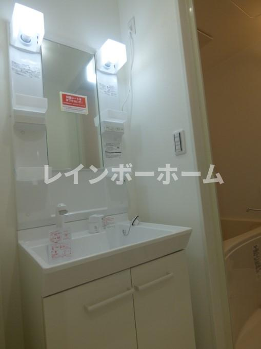 ドムスヤチヨの独立洗面台