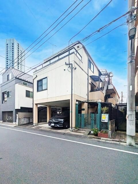 メゾンプルミエールの外観