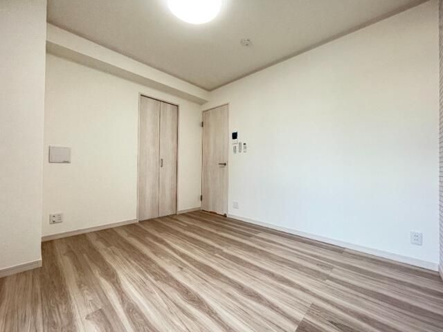 グレンシャクジイの内装