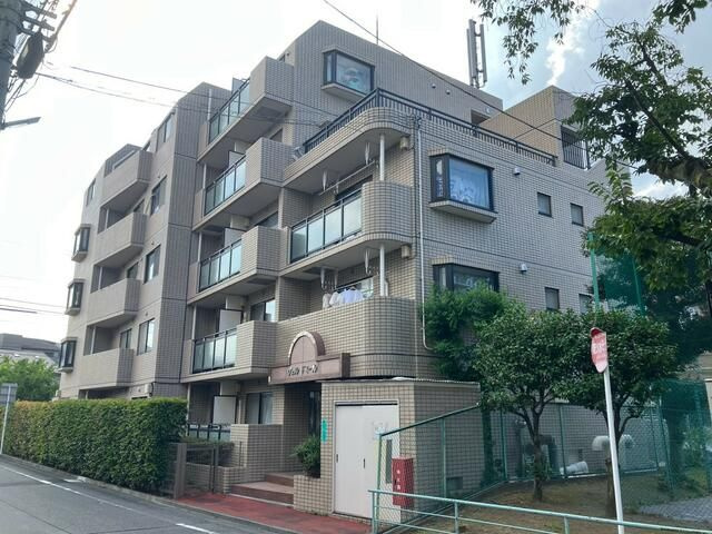 ヴェルドミールの外観