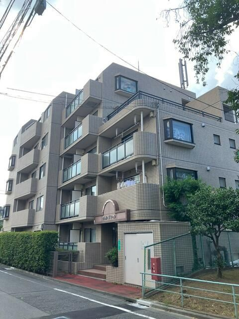 ヴェルドミールのエントランス