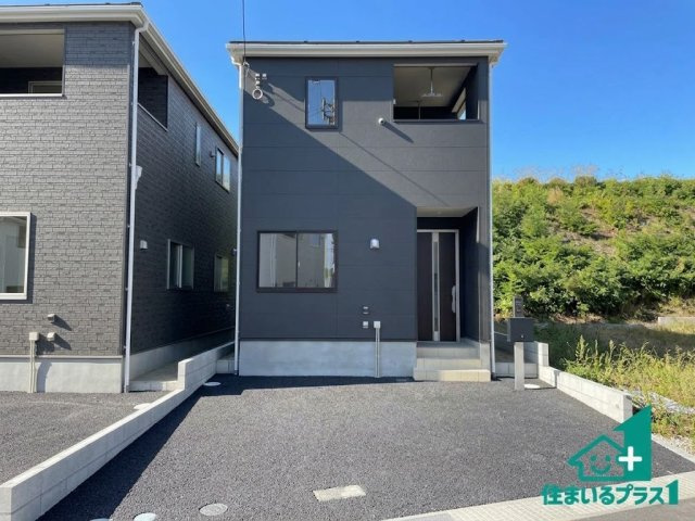 ★京田辺市薪天神堂　第9期　新築一戸建ての外観|安心の10年保証！外観を美しく保ち、雨水で汚れを落とします！気になることがありましたら、お気軽にお問い合わせください！