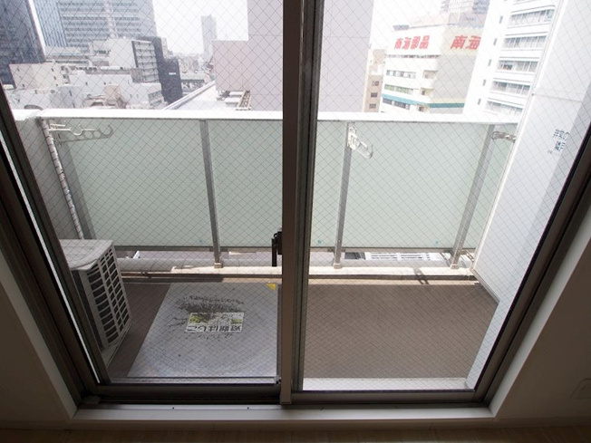 【バルコニー】ＷＯＢ　ＵＭＥＤＡ