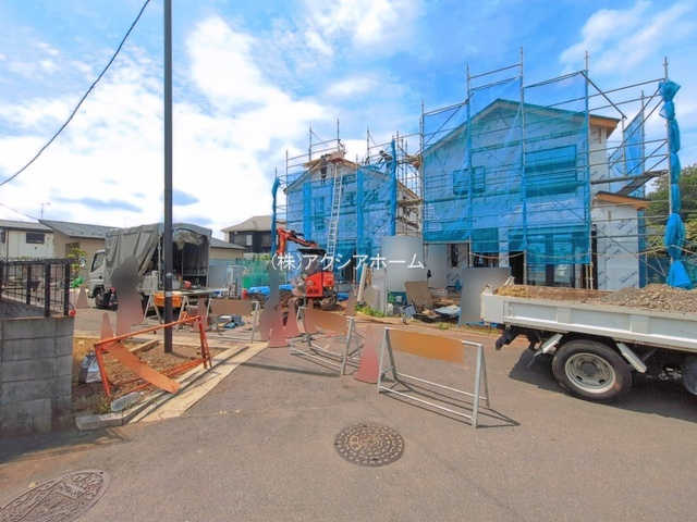 所沢市上安松・全2棟　新築一戸建　2号棟　～収納充実～の前面道路含む現地写真|現地写真（2026年8月21日撮影）