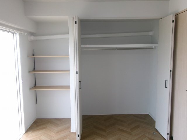 YKハイツ旭が丘の収納