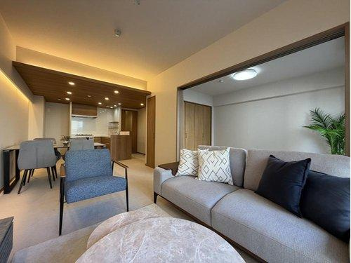府中市宮町１丁目の中古マンションの居間・リビング|室内（2026年5月）撮影