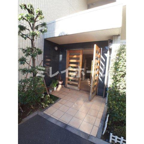 カーサビオラのエントランス