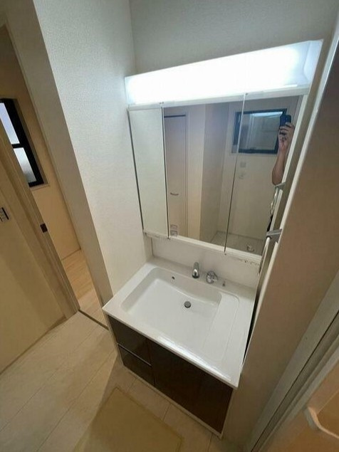 スマイート新座市栗原01の独立洗面台