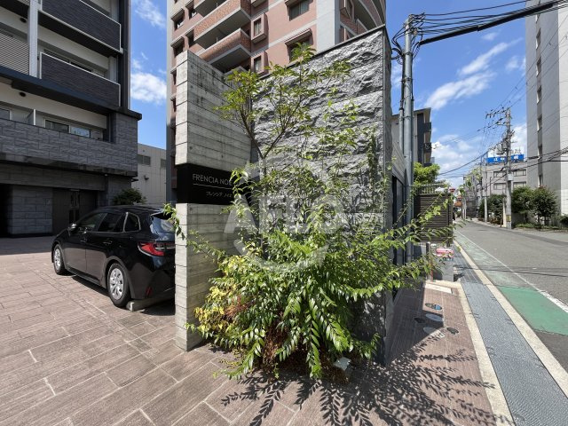 フレンシアノイエ江坂のエントランス|フレンシアノイエ江坂　エントランス