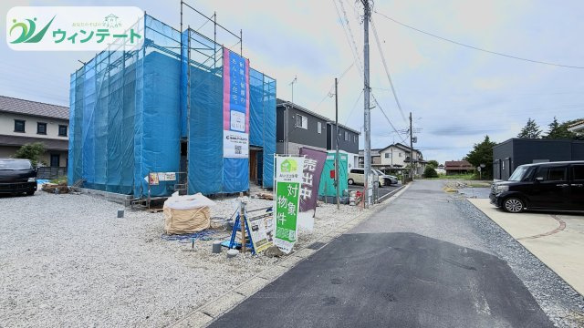 下妻市二本紀第2　新築戸建　1号棟の前面道路含む現地写真|敷地面積206.34㎡（62.41坪）のゆとりある土地で、陽当たり・風通しも良好。ぜひ現地でご体感ください。