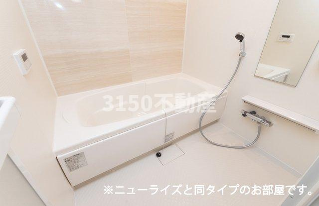 サニーハウスⅥの浴室|日々の暮らしに欠かせないお風呂です