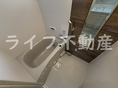 クリエオーレ東石切町の浴室
