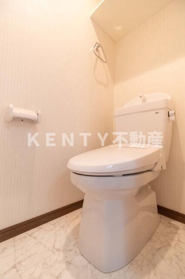 【トイレ】 | ウェルステン山王 | 落ち着いた色調のトイレです