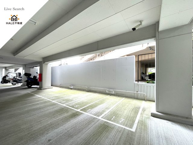 【駐車場】 | ニューガイア天神北