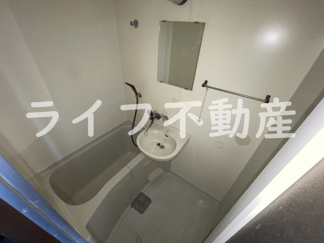 ロイヤルシャトー瓢箪山の浴室|お風呂で日々の疲れを落としましょう