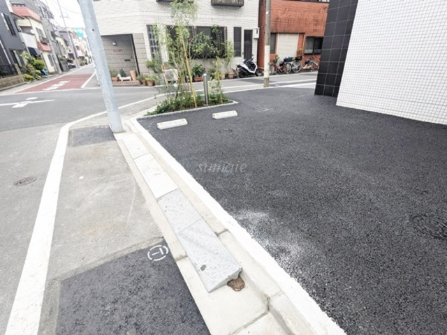 レジデンス神谷Ｃの駐車場|☆敷地内駐車場☆