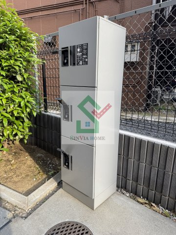 リブリロコロのその他