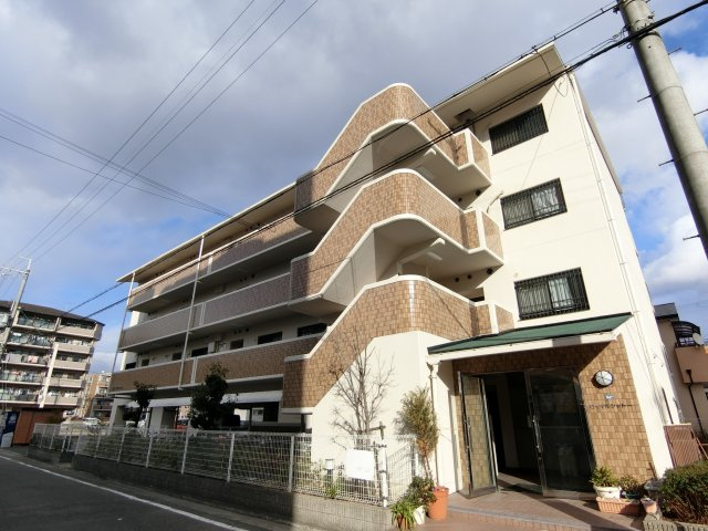 ロイヤルシャトーの外観