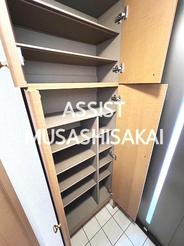 中町３丁目1DKの玄関