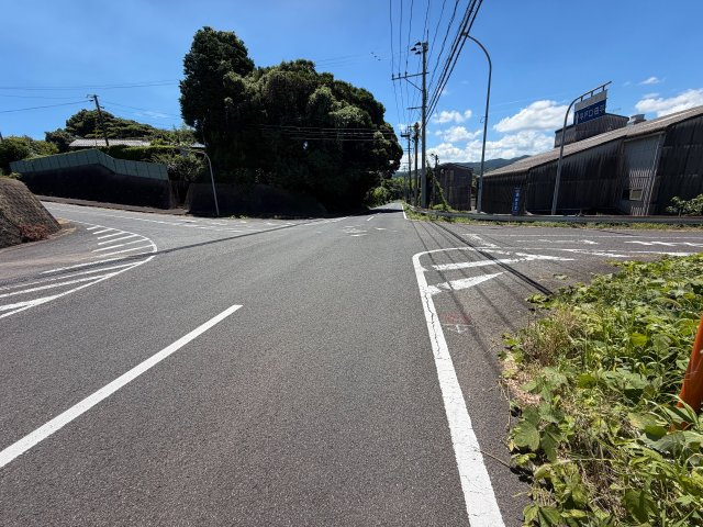 松浦市御厨町横久保免248-1 土地の周辺