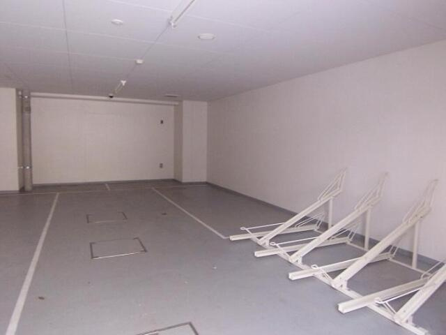 ステージファースト新御徒町の駐車場
