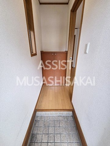CRESCENTの玄関