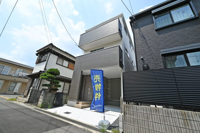 摂津市鳥飼西2丁目新築一戸建て│4LDK+駐車1台可の外観|現地、お気軽にご見学できます。