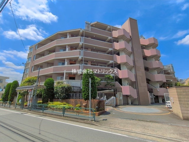 練馬区下石神井3丁目　ライオンズグローベル石神井公園　新耐震基準リノベマンションの外観