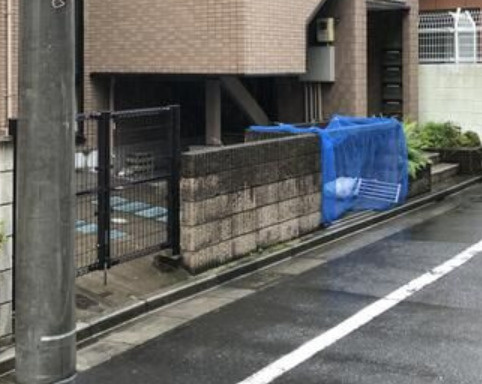 ドルメンⅢのエントランス