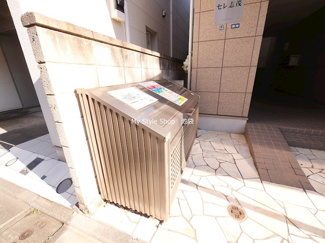 敷地内ゴミ置き場