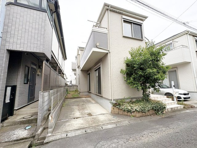 【外観】 | 西東京市中町2丁目　中古一戸建住宅　（保谷店） | 2階居室は6.0帖以上の広々とした設計！WICなど収納も豊富です。