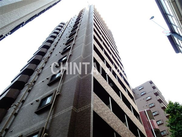 トーシンフェニックス初台弐番館の外観