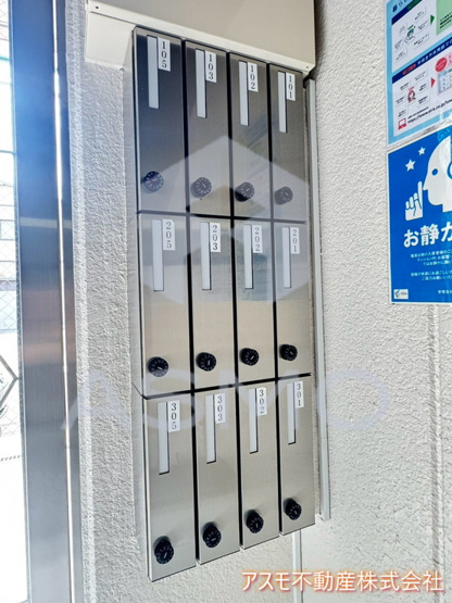  | レクラン小路東