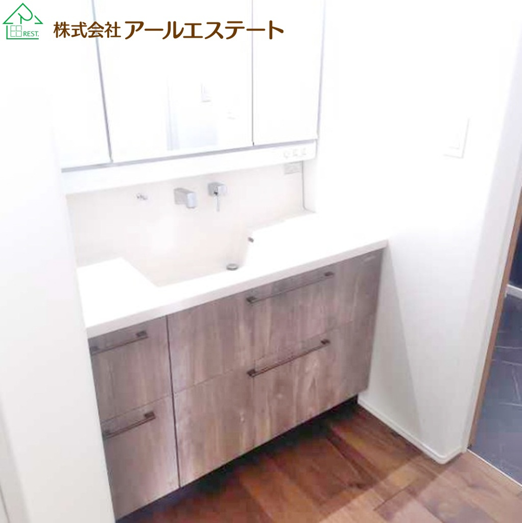 加古郡播磨町本荘1丁目　　山陽電鉄「播磨町駅」徒歩10分の独立洗面台