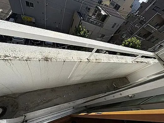 黒田ビルのバルコニー|※別部屋参考写真