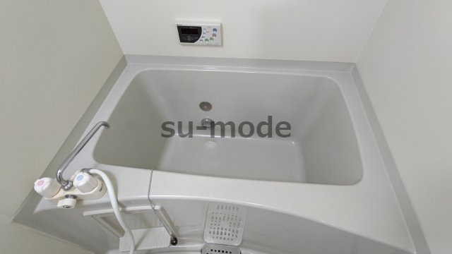 シャルマンコーポ摂津富田の浴室