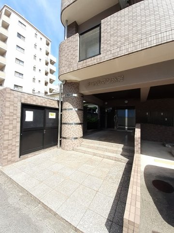 【エントランス】 | シャルマン外堀