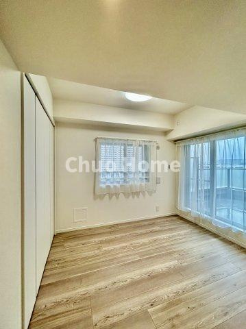 ライオンズシティ東陽町親水公園の子供部屋|【子供部屋】お子様を持つ家庭の約6割が「家族や子どものため」に購入を希望。入学後の転校を避け、広い空間でのびのび育てたいなどの親心が、家探しのきっかけになっているようです。