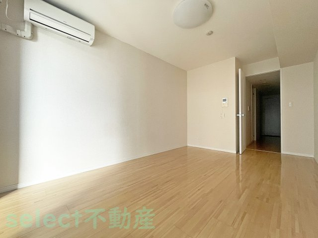 CASA+α名駅南の居間・リビング