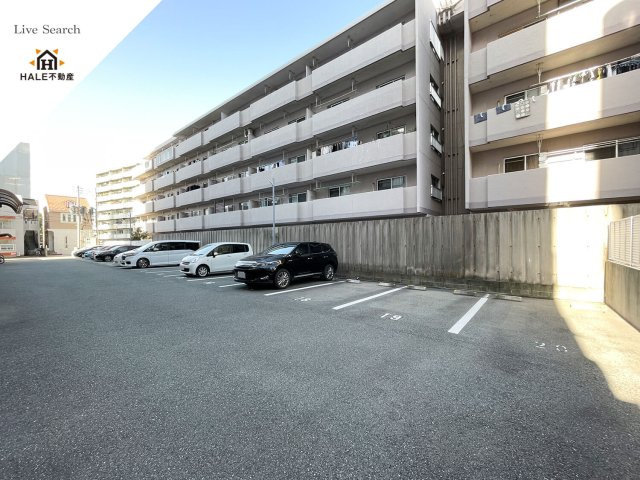 【駐車場】 | ラ・トゥール箱崎宮前