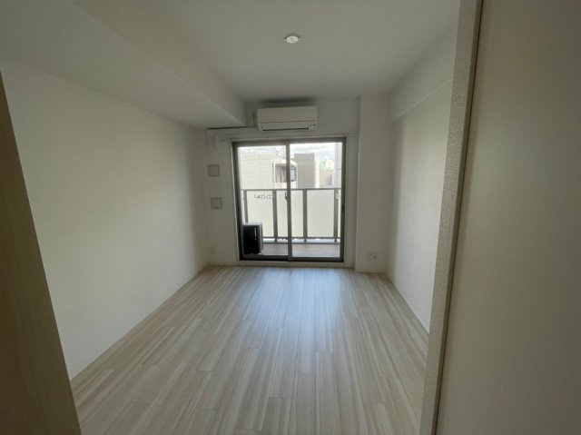 エスリード京橋グランツの洋室|(参考)同マンション同間取り他部屋の写真