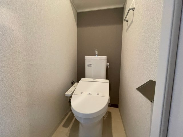 エスリード京橋グランツのトイレ|(参考)同マンション同間取り他部屋の写真