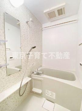 ラシクラス麹町の浴室
