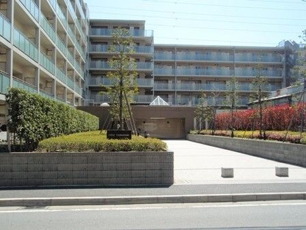 ピエス綱島の外観
