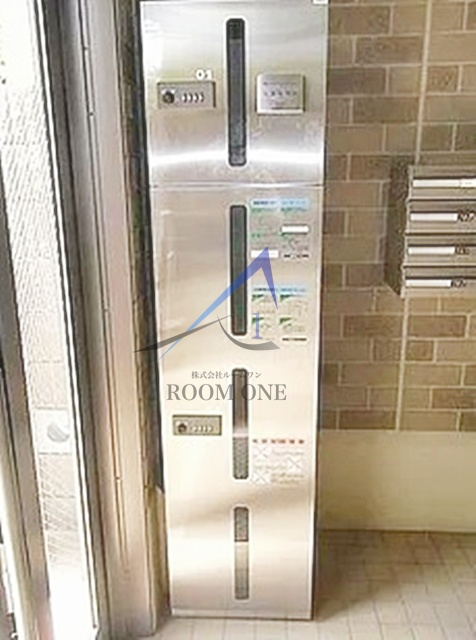 アルメリア中野のその他共用部分|宅配ボックスです。