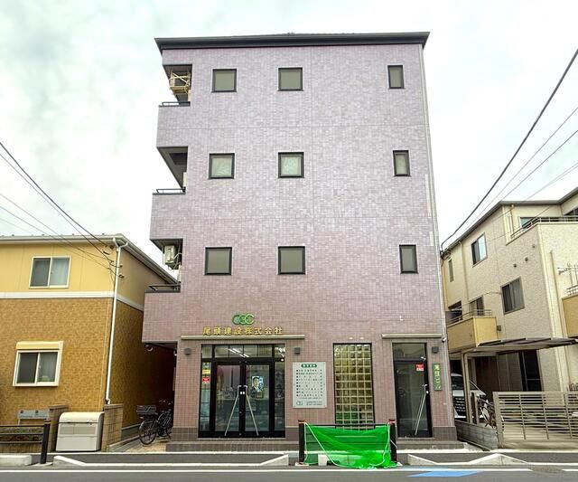 尾頭ビルの外観