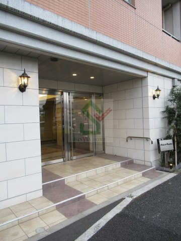 ポルトドゥヴァンドームのエントランス