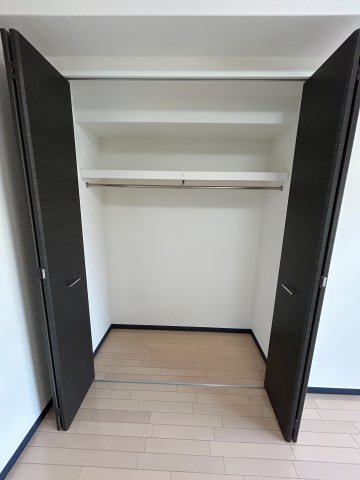 ビガーポリス　１３３　宝塚の収納|専用の収納スペースです